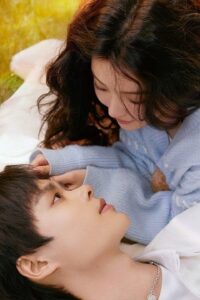 Khi Ánh Sao Rơi Xuống Biển Hoa